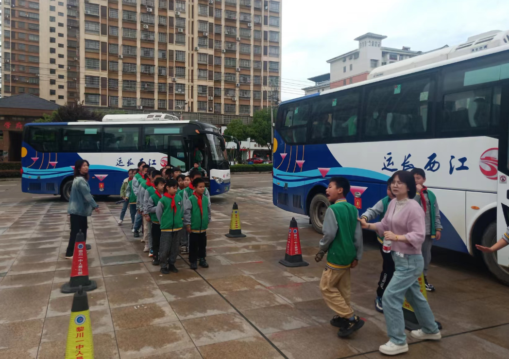抚州CQ9电子_官网：全面发力 圆满完成大型运输任务